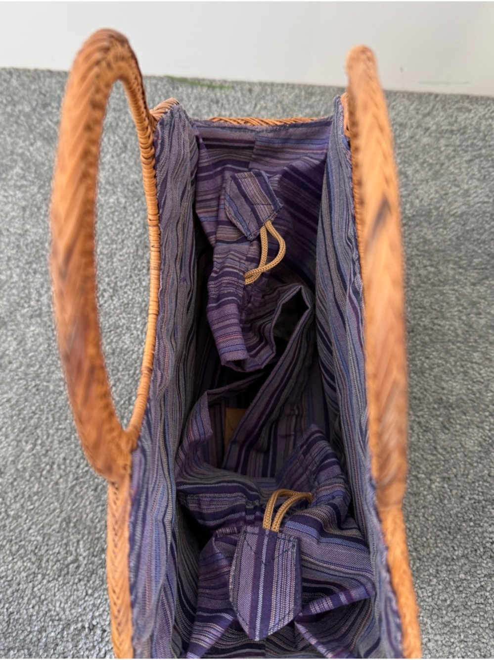 Anthropologie Bali rattan reed woven weave honey brown medium hand bag tote lned - Picture 6 of 6